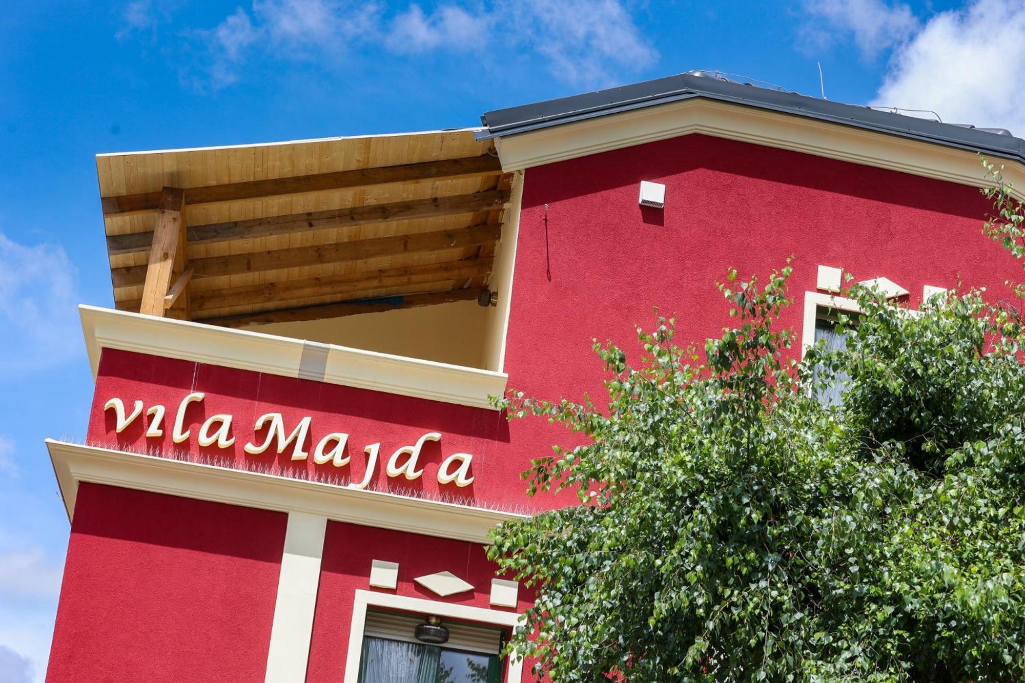Apart Hotel Asteria Laibach Exterior foto